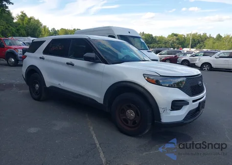 2020 Ford Police Interceptor z USA, uszkodzony, nr VIN 1FM5K8AW7LGB07507